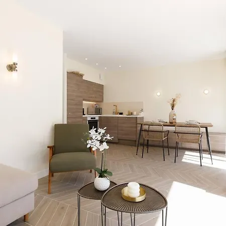Martinez Area Superb 1 Bed W Xxl Terrace Appartement *