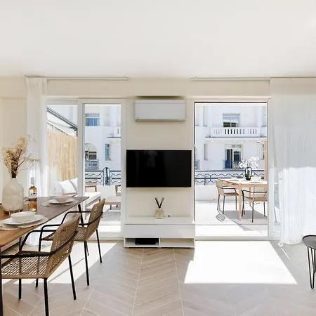 Martinez Area Superb 1 Bed W Xxl Terrace *