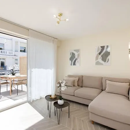 Martinez Area Superb 1 Bed W Xxl Terrace Cannes